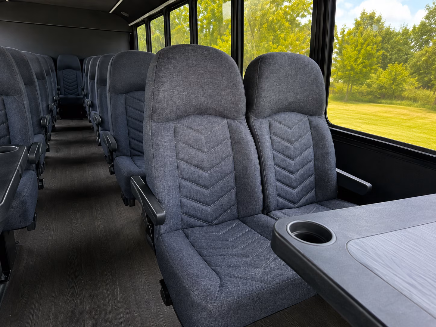 minibus rentals for wyoming bridal party pickup and photo stops