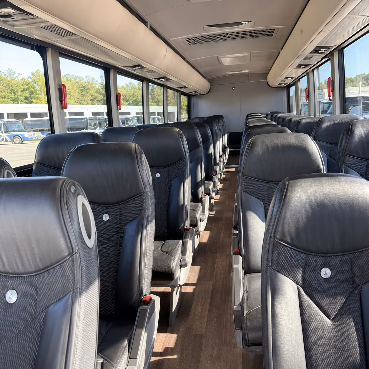 wyoming minibus rentals
